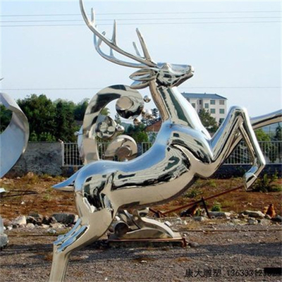 Les cerfs communs modernes d'acier inoxydable de décoration de jardin sculptent la statue de cerfs communs en métal