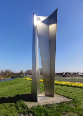 Grande sculpture faite sur commande moderne en acier inoxydable de résumé pour la décoration extérieure