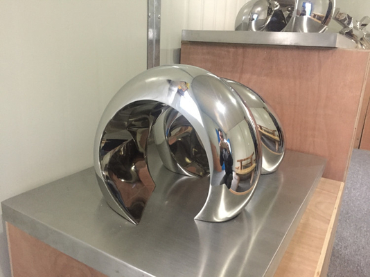 Le décor de maison d'OEM sculpte la sculpture polie par miroir abstrait en acier inoxydable