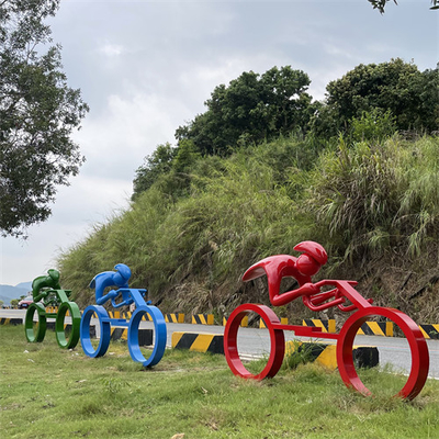 Le jardin extérieur de course de recyclage sculpte fait main multicolore pour le parc à thème