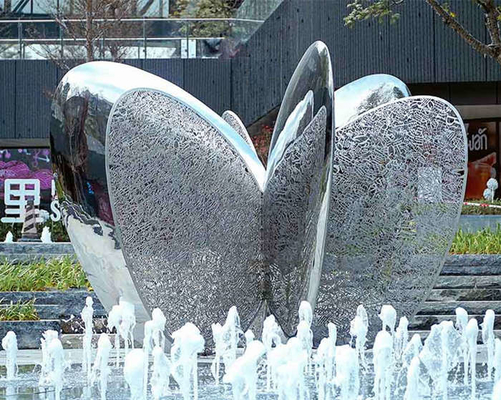 Le miroir a plaqué les sculptures extérieures en jardin soustraient inoxydable adapté aux besoins du client