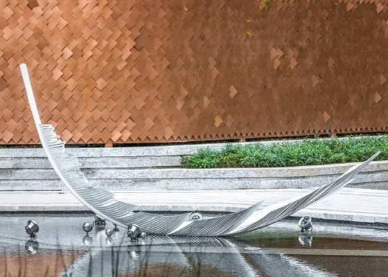 La piscine extérieure de plume faite main sculpte le métal 3D Art Sculpture d'acier inoxydable