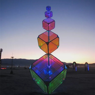 Le jardin extérieur adapté aux besoins du client de cube sculpte pour la décoration de barre