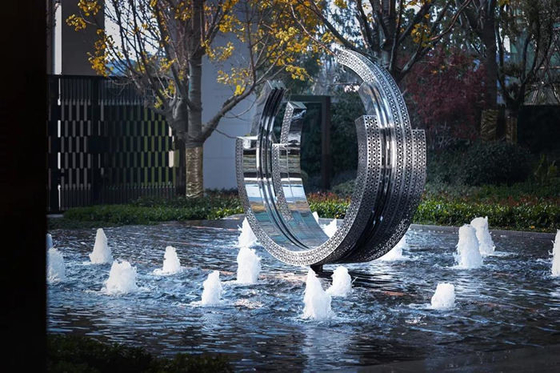 Acier inoxydable Art Statue moderne de Ring Decorative Metal Sculpture Mirror de fontaine
