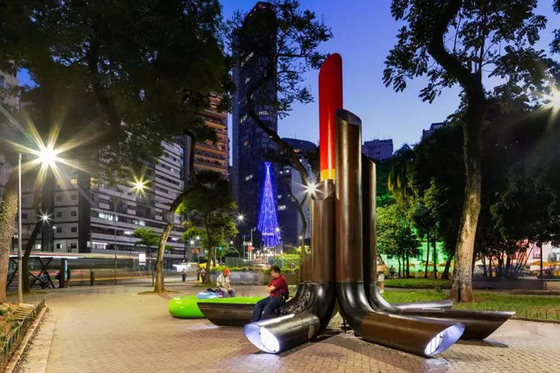 Grandes sculptures extérieures en métal en acier inoxydable de plaza faite main de sculptures