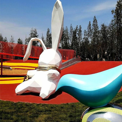 L'animal de jardin de lapin de bande dessinée de ville sculpte la fibre de verre extérieure