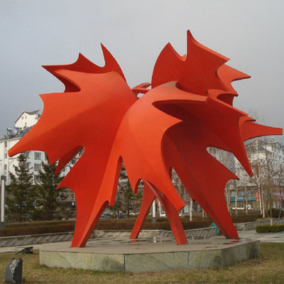 Grandes statues extérieures en métal de décoration d'érable rouge en feuille de pavillon public de sculpture