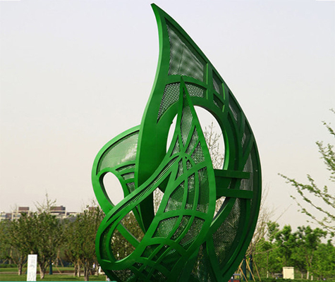 la haute grande feuille verte de jardin de 5m sculptent le métal extérieur pour le paysage