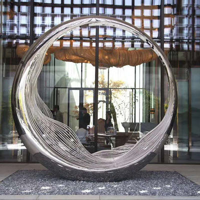 Le grand jardin d'acier inoxydable de résumé sculpte le miroir extérieur poli
