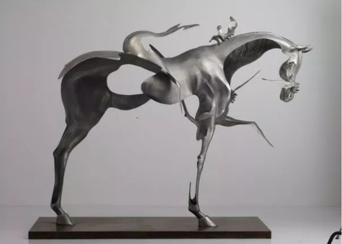 Sculpture balayée grandeur nature en décor de cheval de l'acier inoxydable 304/361L