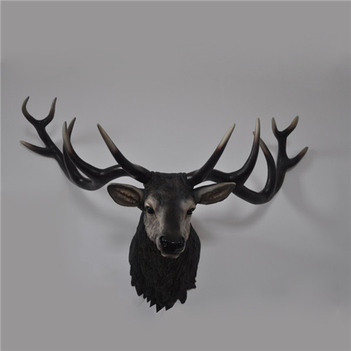 Le décor animal principal de mur de cerfs communs sculpte le style accrochant de cru adapté aux besoins du client