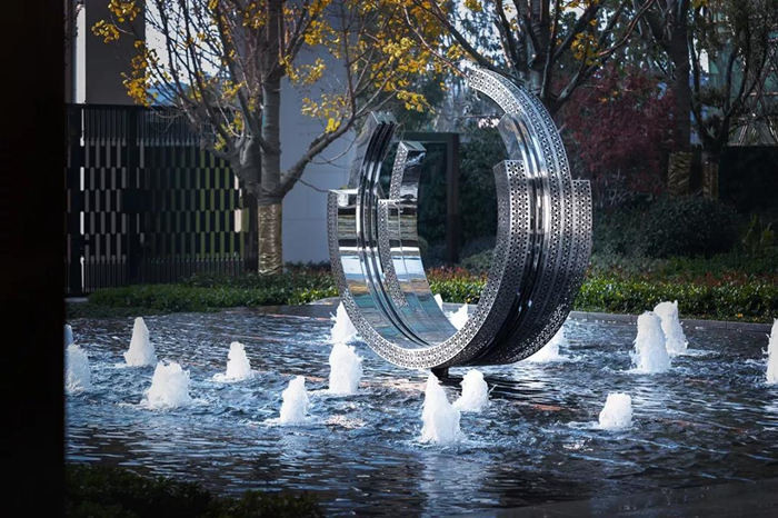Acier inoxydable Art Statue moderne de Ring Decorative Metal Sculpture Mirror de fontaine