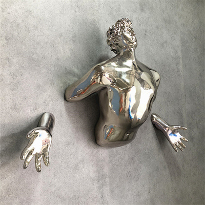 Le mur accrochant humain Art Sculpture en métal 3D plaquent adapté aux besoins du client